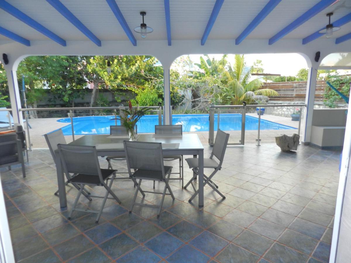 Villa Le Bord Bleu Le Moule Bagian luar foto
