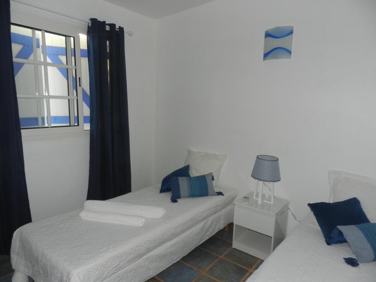 Villa Le Bord Bleu Le Moule Bagian luar foto
